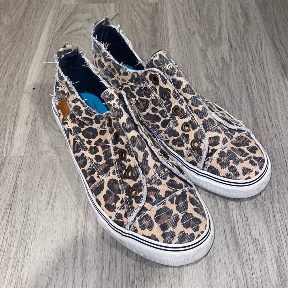 Leopard sneakers (VERY CUTE)